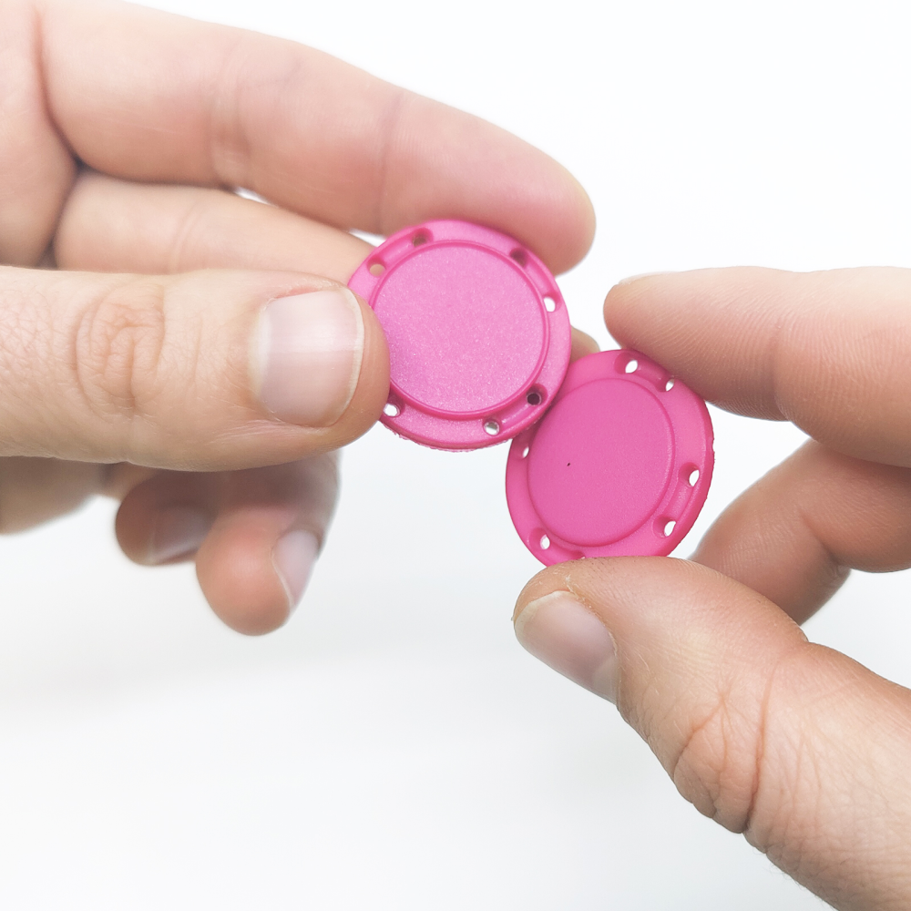 Sy-i-magnet knap rund Ø26 mm., mørk rosa